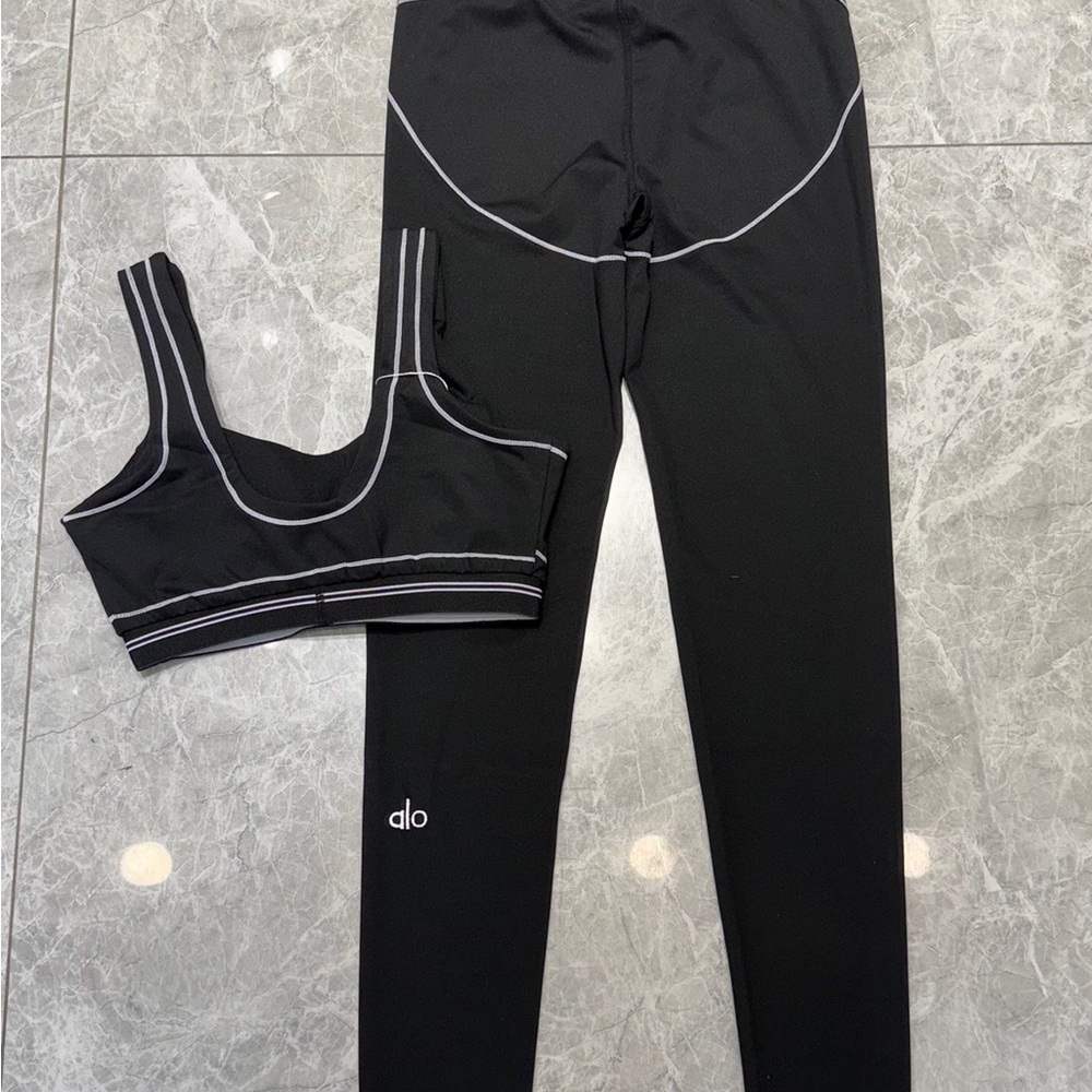 🧘♂️🧘♂️Alo Yoga Contrast Stitch Activewear Set Sports Bra & Leggings - Picture 4 of 5